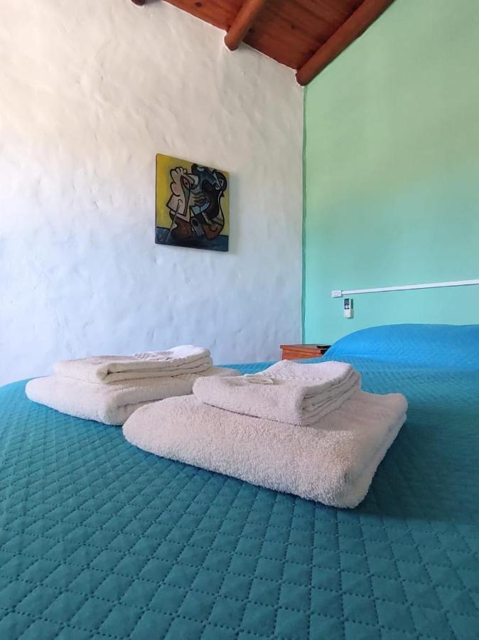 Posada Costa Del Sol Colón エクステリア 写真