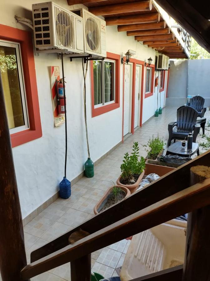 Posada Costa Del Sol Colón エクステリア 写真