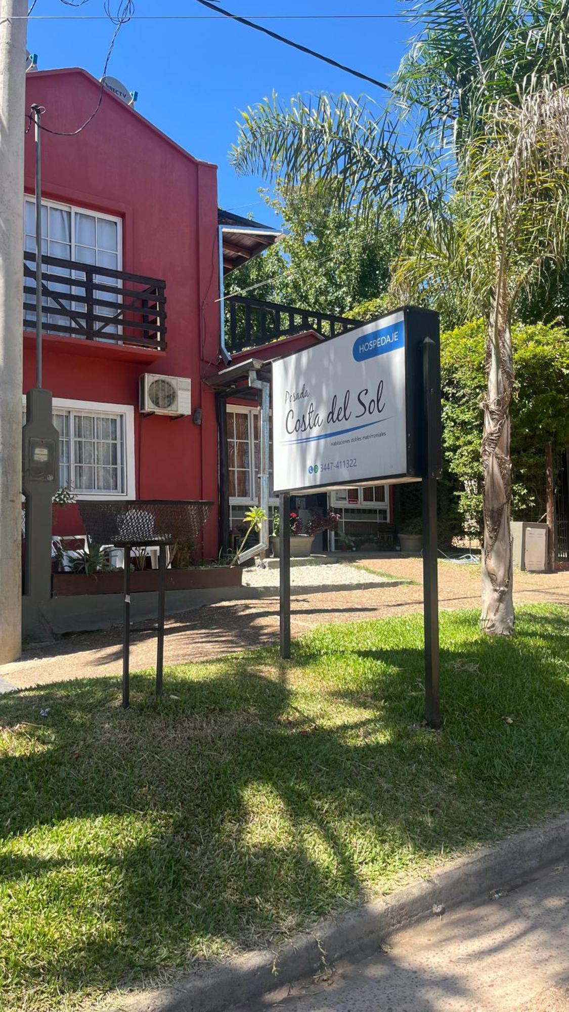 Posada Costa Del Sol Colón エクステリア 写真